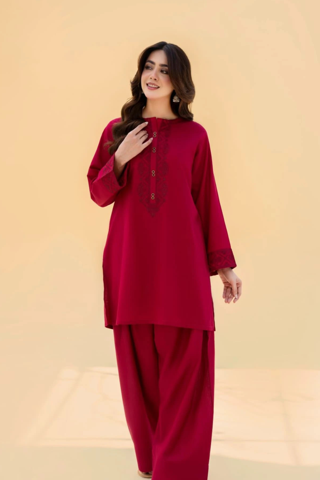 Aabroo Red 2PC