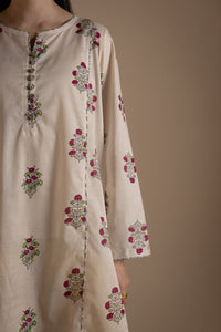 Sunehri 2PC – Printed Cotton 2 Piece Suit