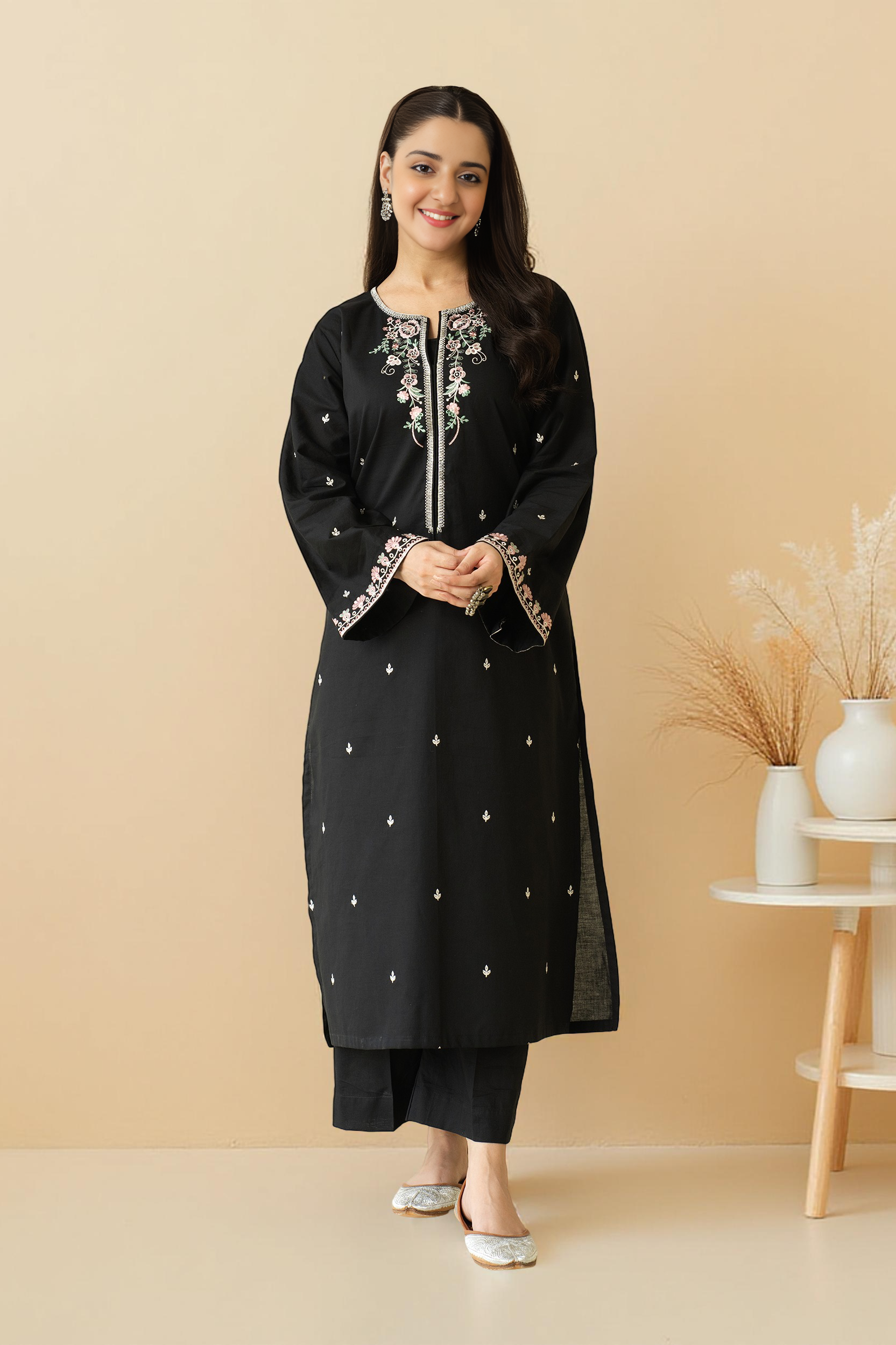 Noor-e-Black 2PC