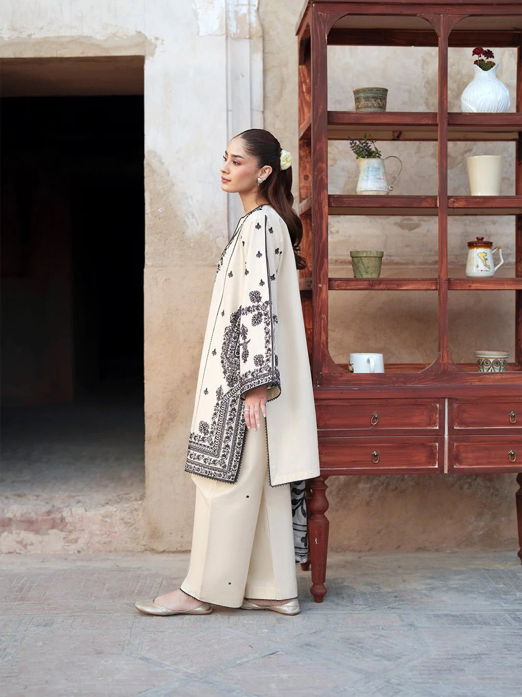 Noorban 3PC – Premium Cotton Embroidered 3 Piece Suit